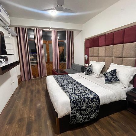 Hotel Senorita Srinagar  Luaran gambar