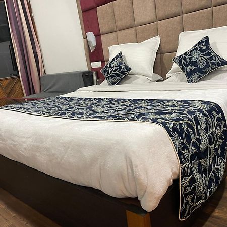 Hotel Senorita Srinagar  Luaran gambar