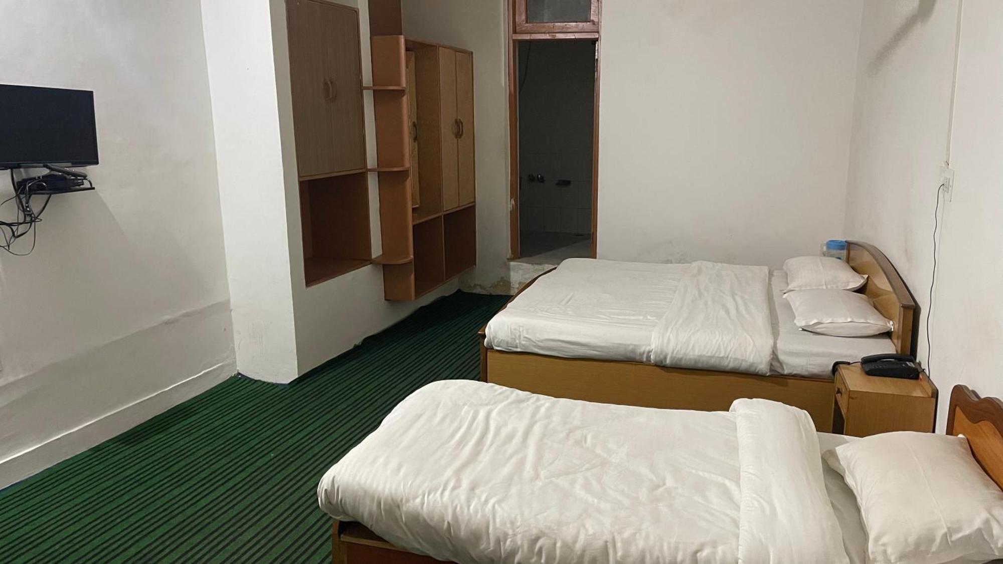 Hotel Senorita Srinagar  Luaran gambar