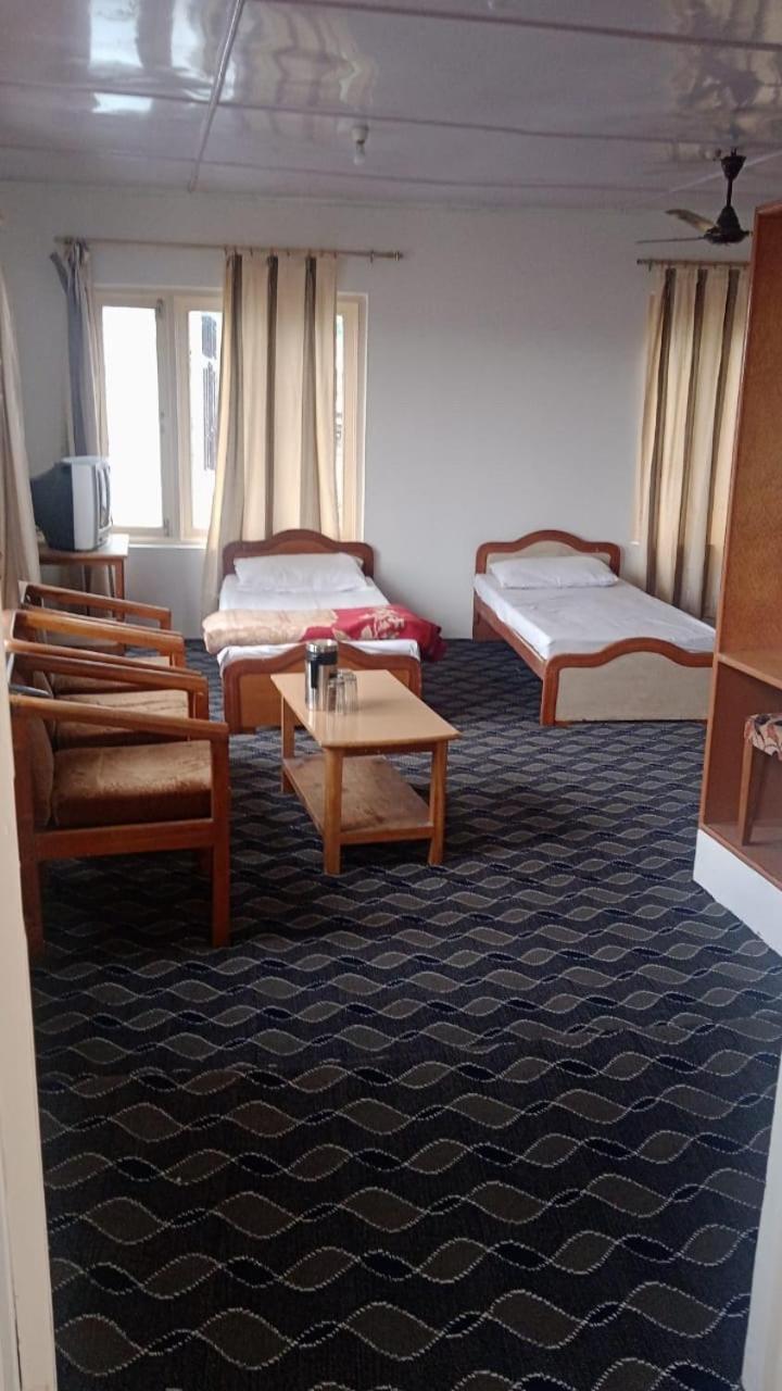 Hotel Senorita Srinagar  Luaran gambar