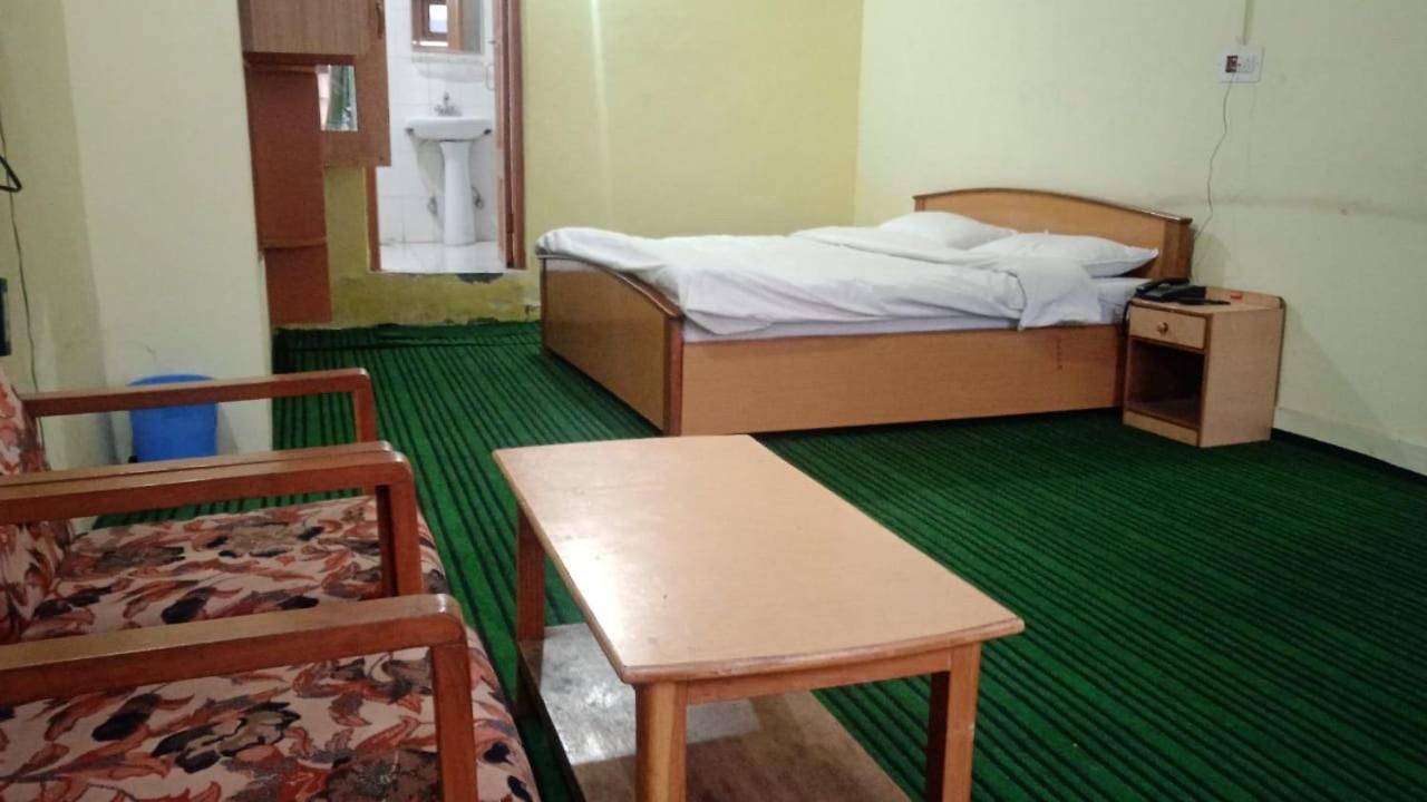 Hotel Senorita Srinagar  Luaran gambar